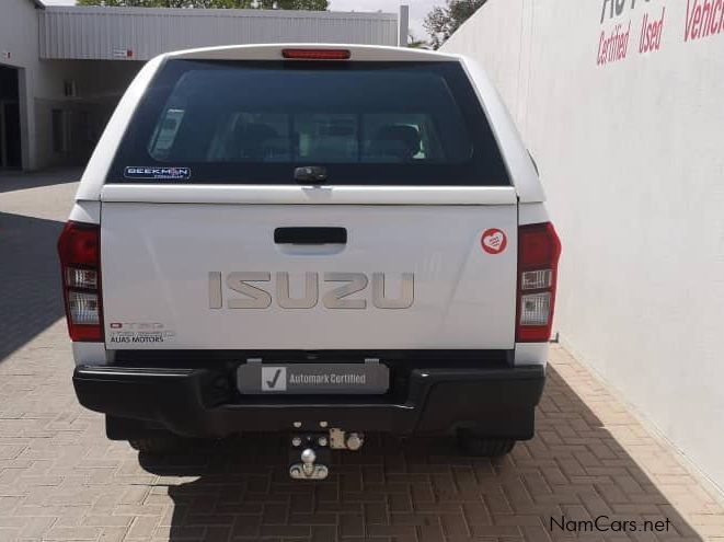 Isuzu KB 2.5 D-Teq D/C 2x4 in Namibia