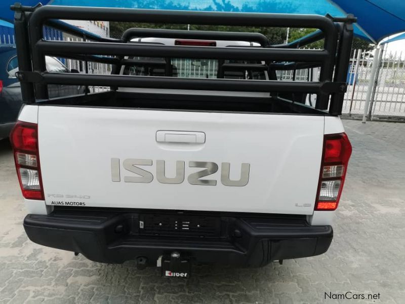 Isuzu KB 240 4X4 in Namibia