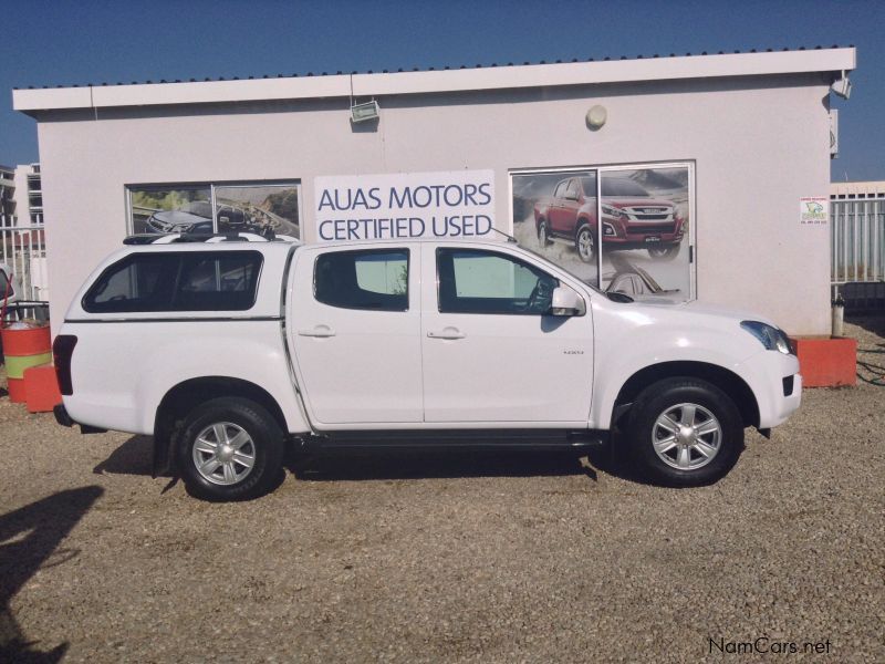 Isuzu KB 240 D/CAB 4x4 LE Petrol in Namibia