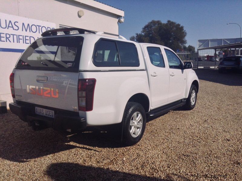 Isuzu KB 240 D/CAB 4x4 LE Petrol in Namibia