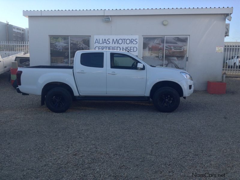 Isuzu KB 240 D/CAB 4x4 LE Petrol in Namibia