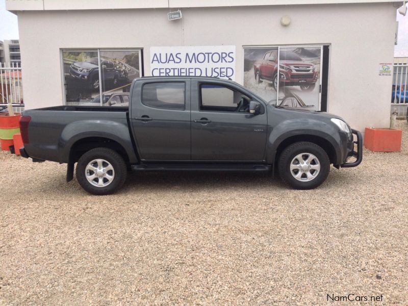 Isuzu KB 240 D/CAB 4x4 LE Petrol in Namibia