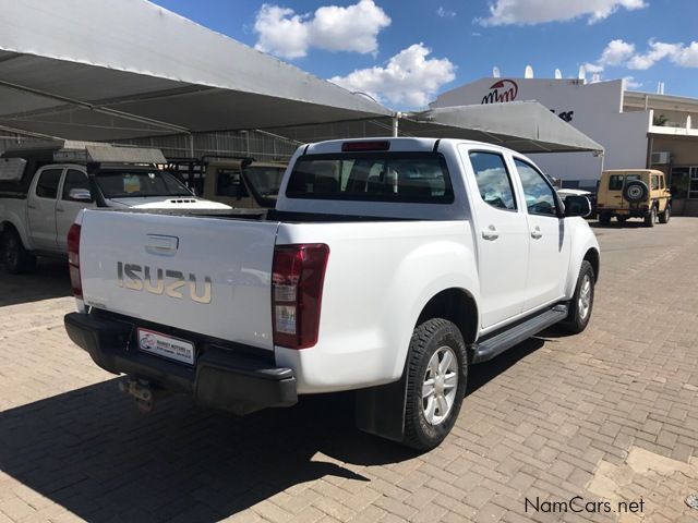 Isuzu KB 240 LE in Namibia