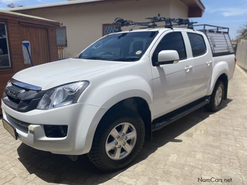 Isuzu KB 240 LE 2x4 in Namibia