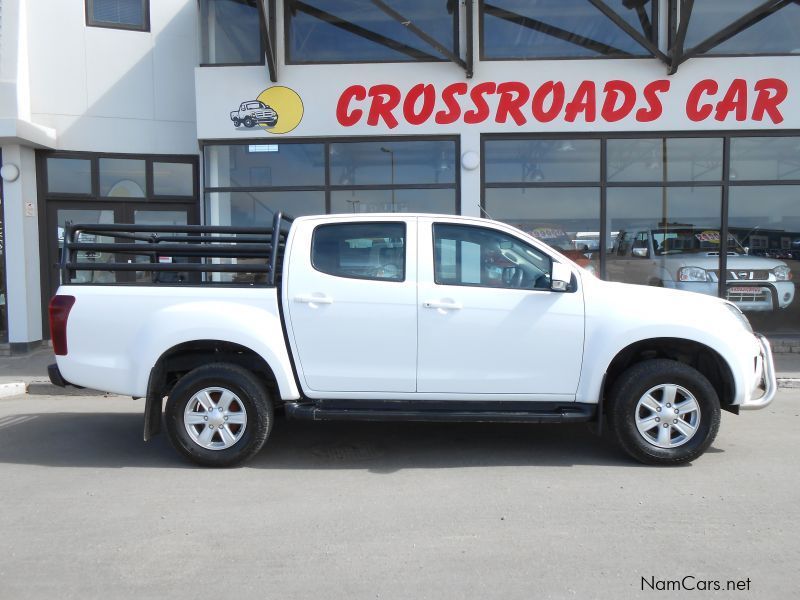 Isuzu KB 240 LE D/C 4X2 in Namibia