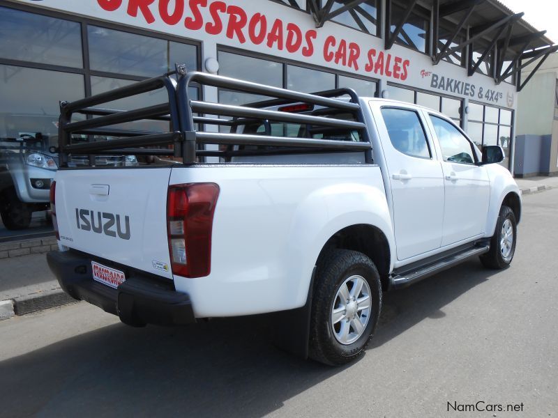 Isuzu KB 240 LE D/C 4X2 in Namibia