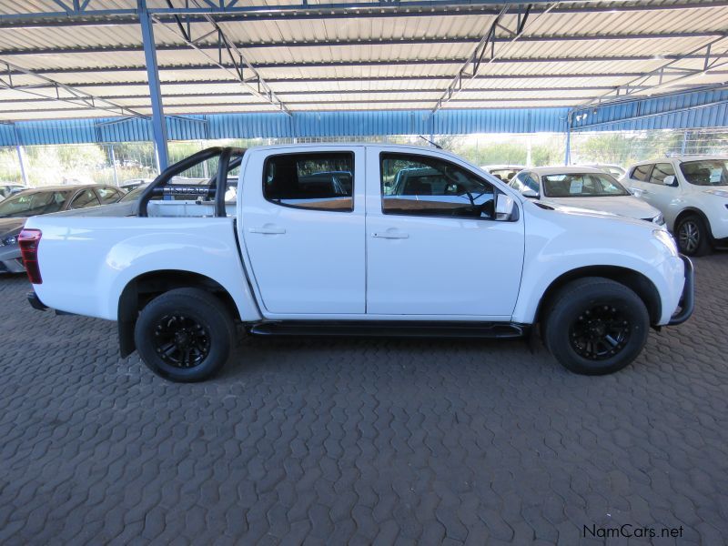 Isuzu KB 240 LE D/CAB 4X2 in Namibia