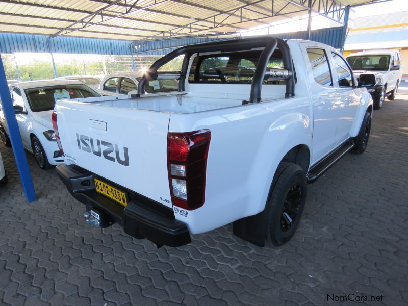 Isuzu KB 240 LE D/CAB 4X2 in Namibia