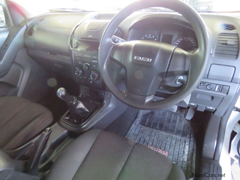 Isuzu KB 240 LE D/CAB 4X2 in Namibia