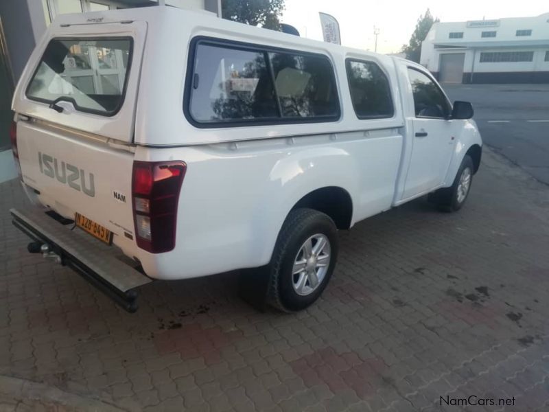 Isuzu KB 240 REGULAR CAB 4X4 in Namibia