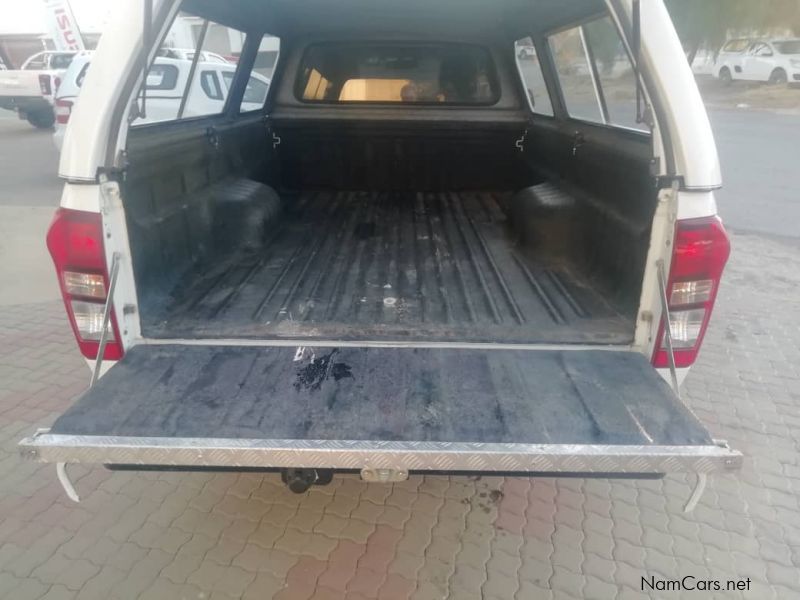 Isuzu KB 240 REGULAR CAB 4X4 in Namibia