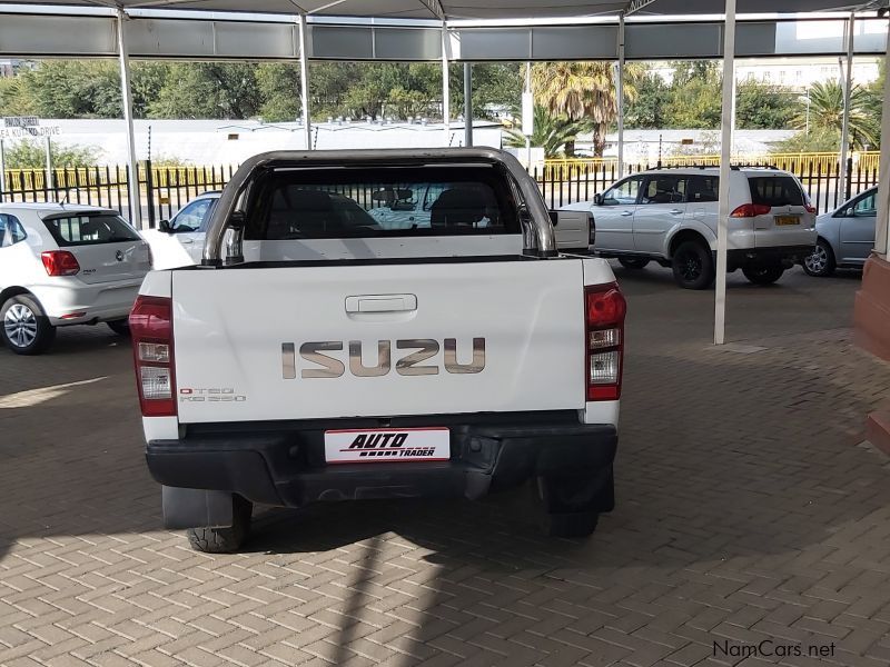 Isuzu KB 240Le in Namibia