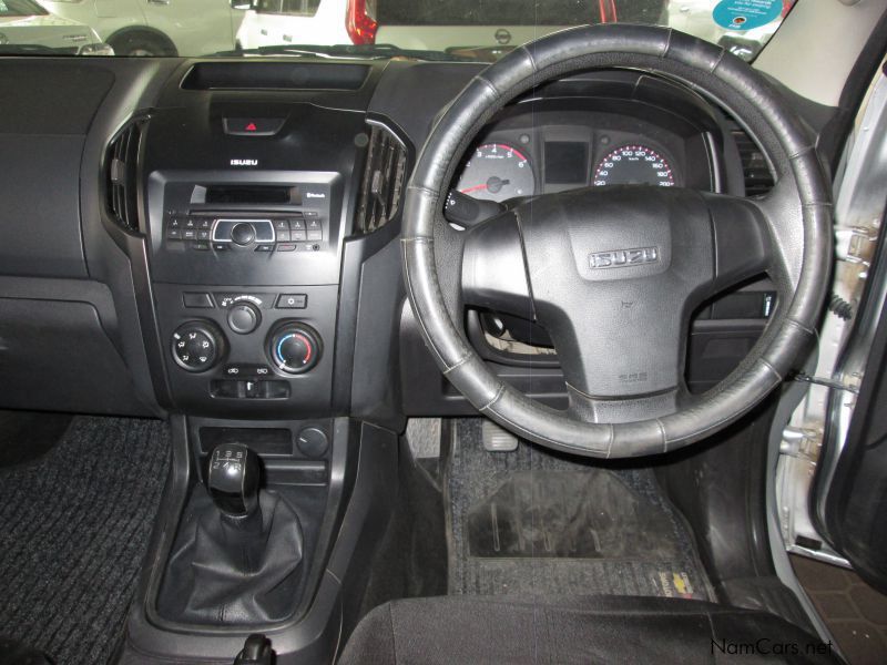 Isuzu KB 250 LE D-TEQ D/C 2x4 in Namibia