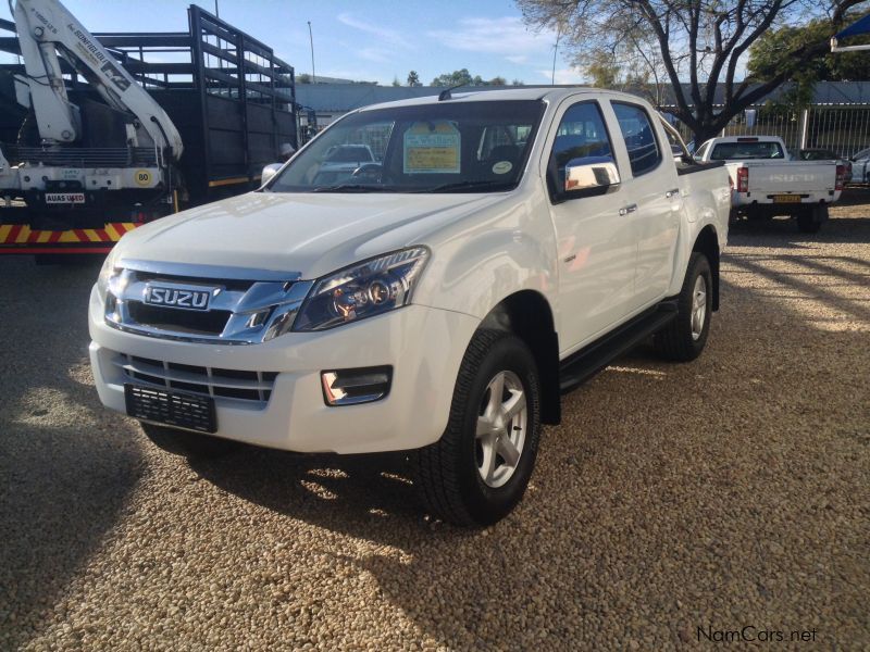 Isuzu KB 300 4x4 D/CAB LX in Namibia