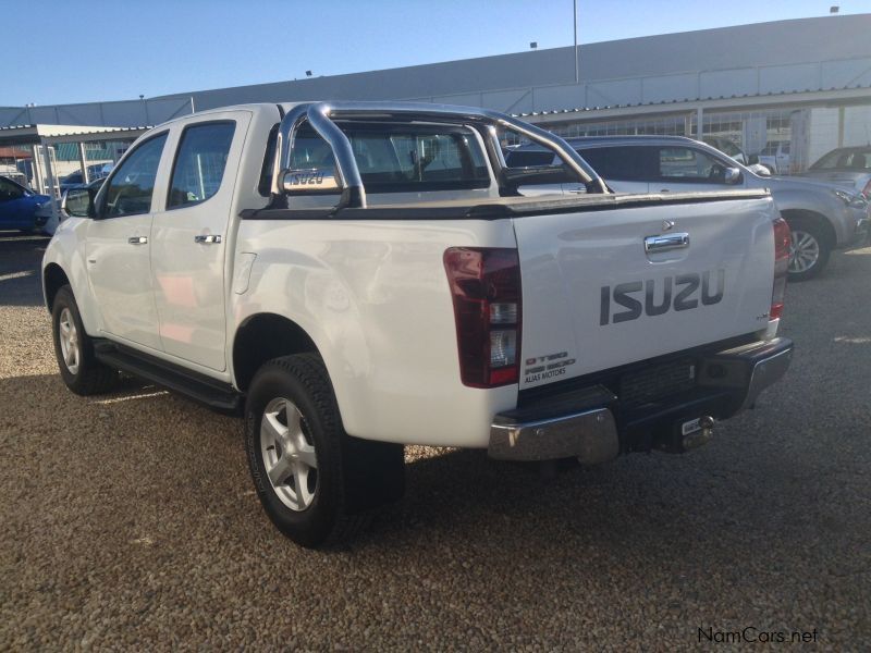 Isuzu KB 300 4x4 D/CAB LX in Namibia