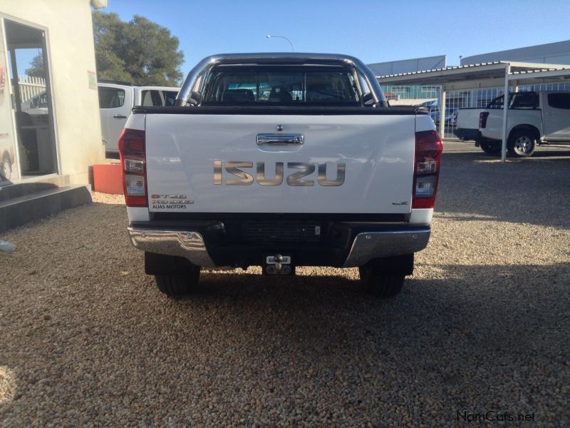 Isuzu KB 300 4x4 D/CAB LX in Namibia