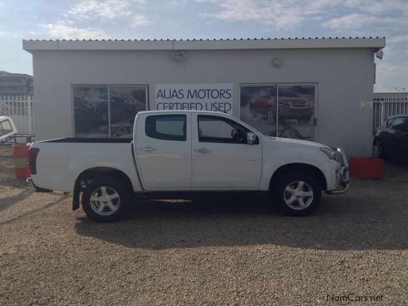 Isuzu KB 300 D-TEQ 4x4 D/CAB LX in Namibia