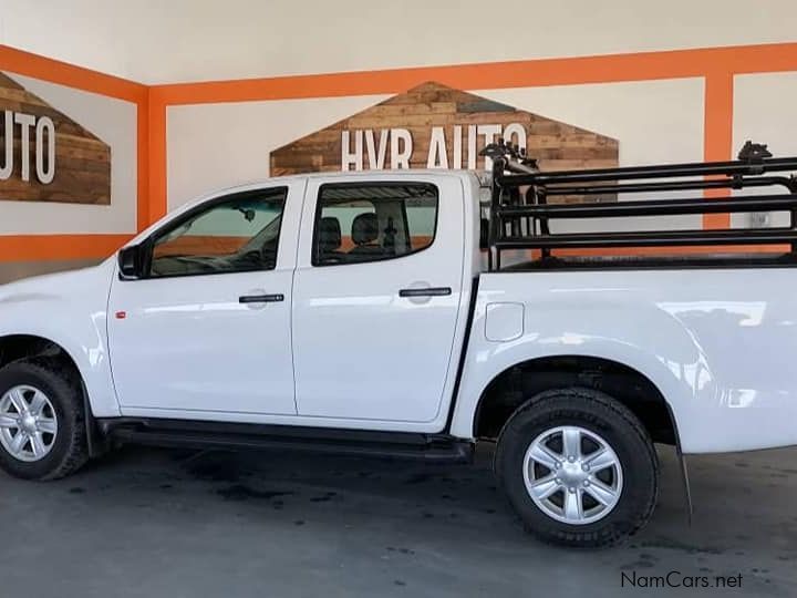 Isuzu KB250 in Namibia