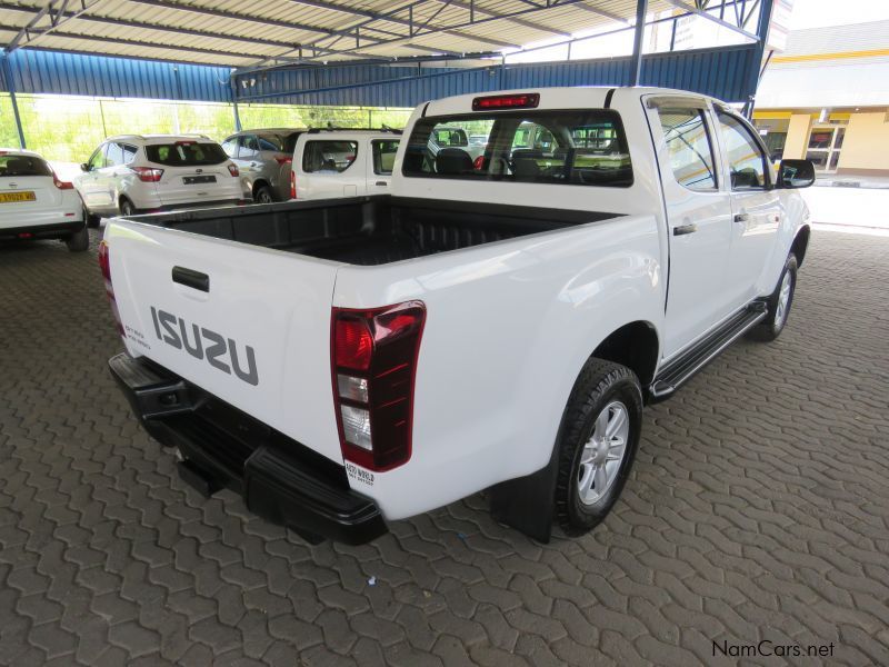 Isuzu KB250 D-TEQ  D/CAB 4X2 HI-RIDER in Namibia