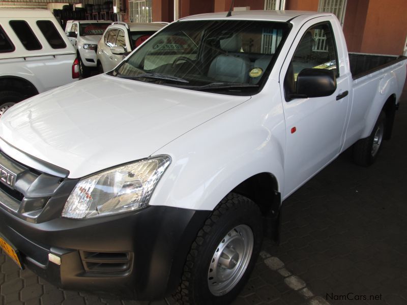 Isuzu KB250 Fleetside LWB in Namibia