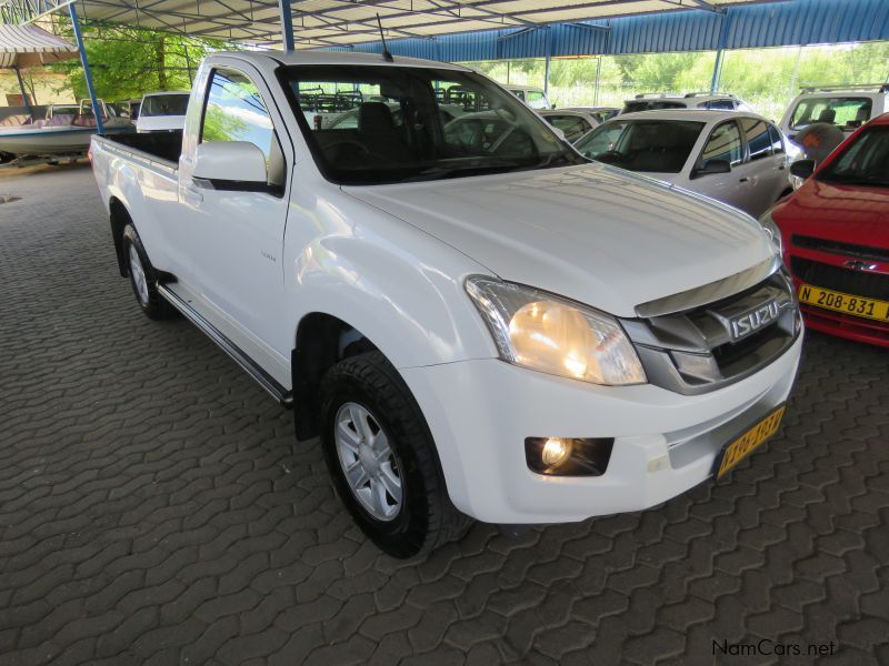 Isuzu KB250 LE 4X4 in Namibia