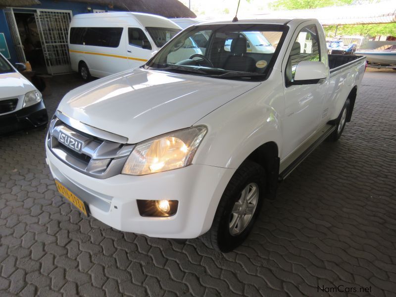 Isuzu KB250 LE 4X4 in Namibia