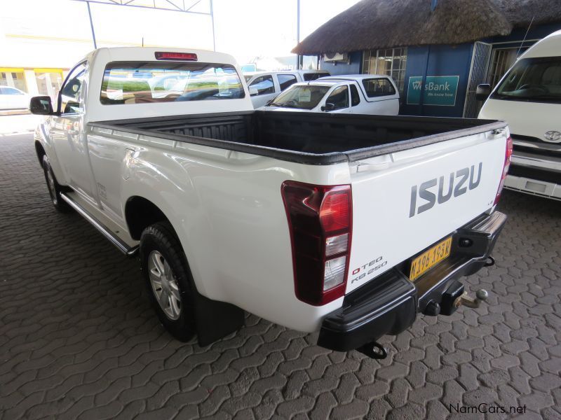 Isuzu KB250 LE 4X4 in Namibia