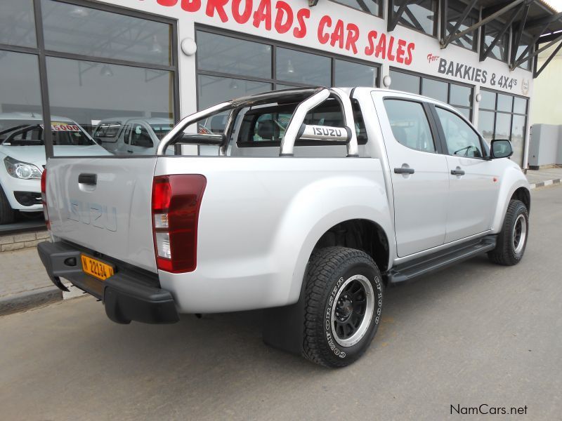 Isuzu KB250DTEQ 2.5 D/C 4X2 in Namibia