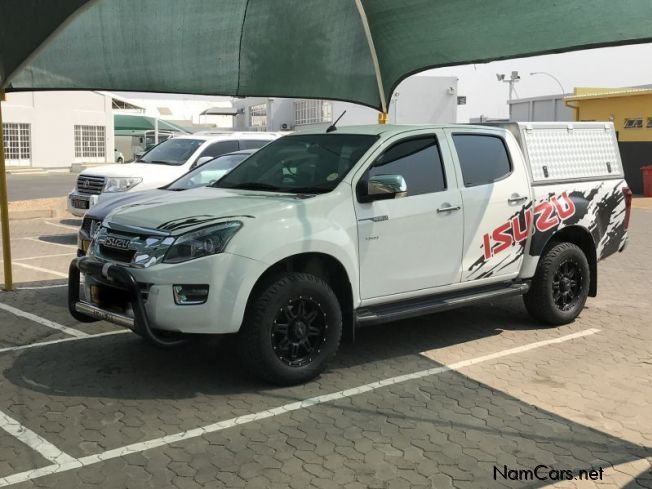 Isuzu KB300 LX in Namibia