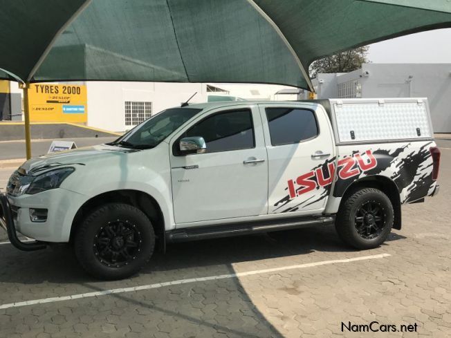 Isuzu KB300 LX in Namibia