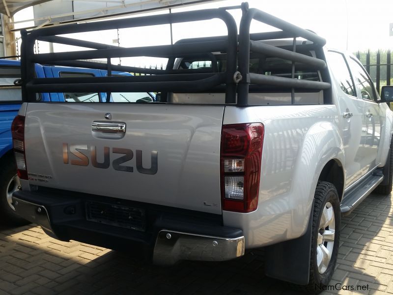 Isuzu KB300 TDi DC 4x4 in Namibia