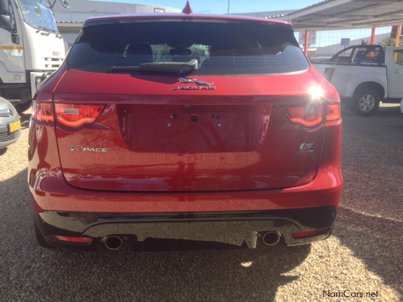 Jaguar F-PACE 3.0 V AWD S in Namibia