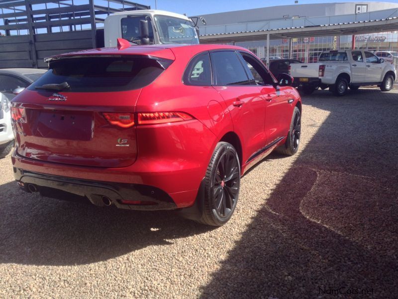 Jaguar F-PACE 3.0 V AWD S in Namibia