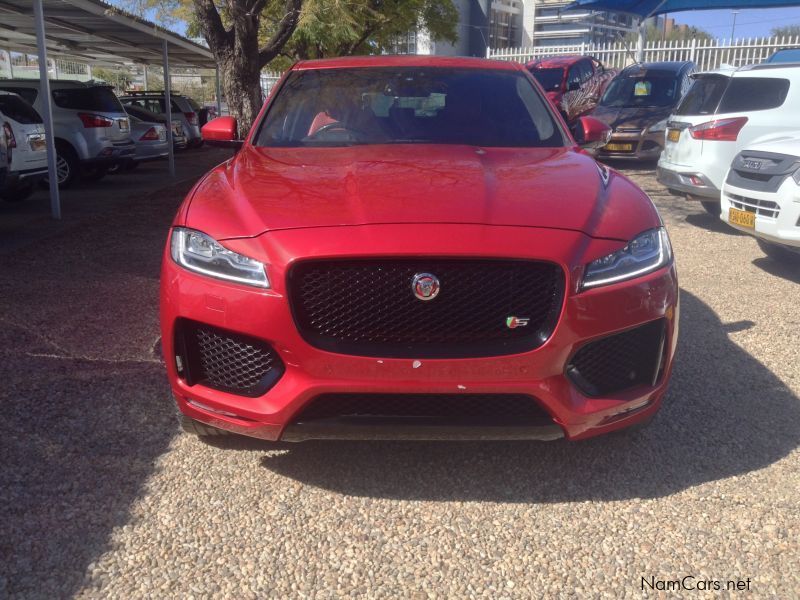 Jaguar F-PACE 3.0 V AWD S in Namibia