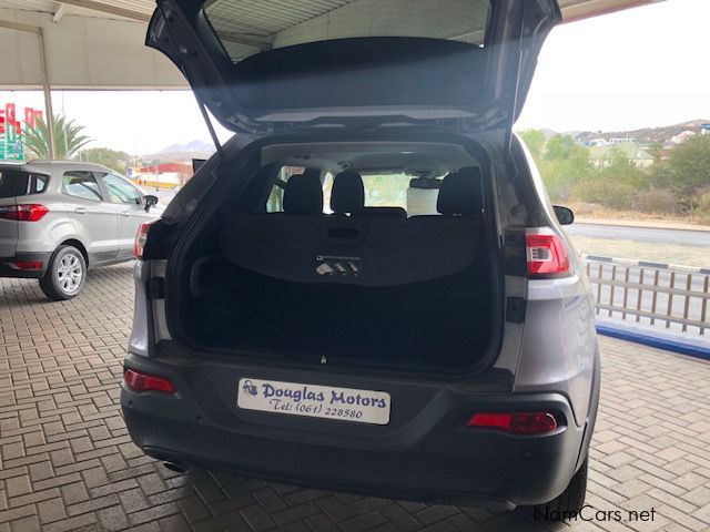 Jeep Cherokee 2.4 Longitude A/T in Namibia