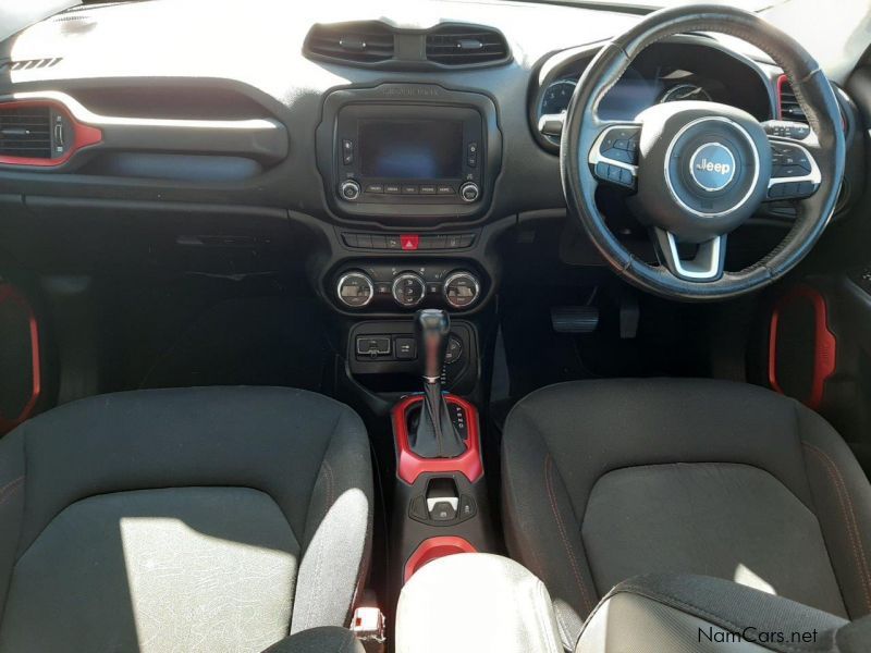 Jeep RENEGADE 2.4i 4x4 TRAILHAWK in Namibia