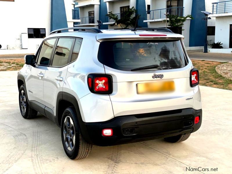 Jeep Renegade in Namibia