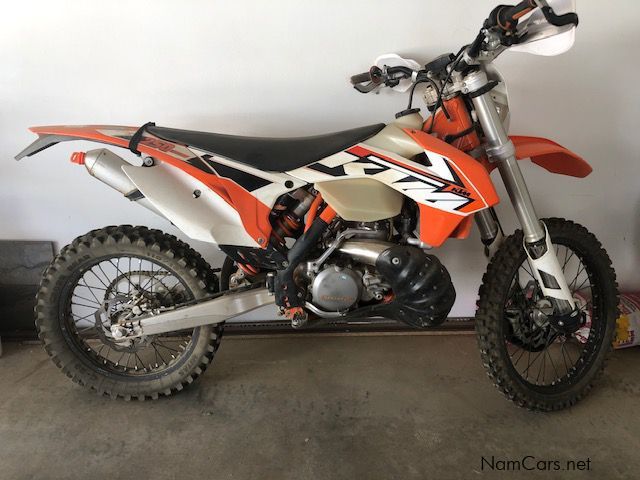 KTM E-XC 250 in Namibia