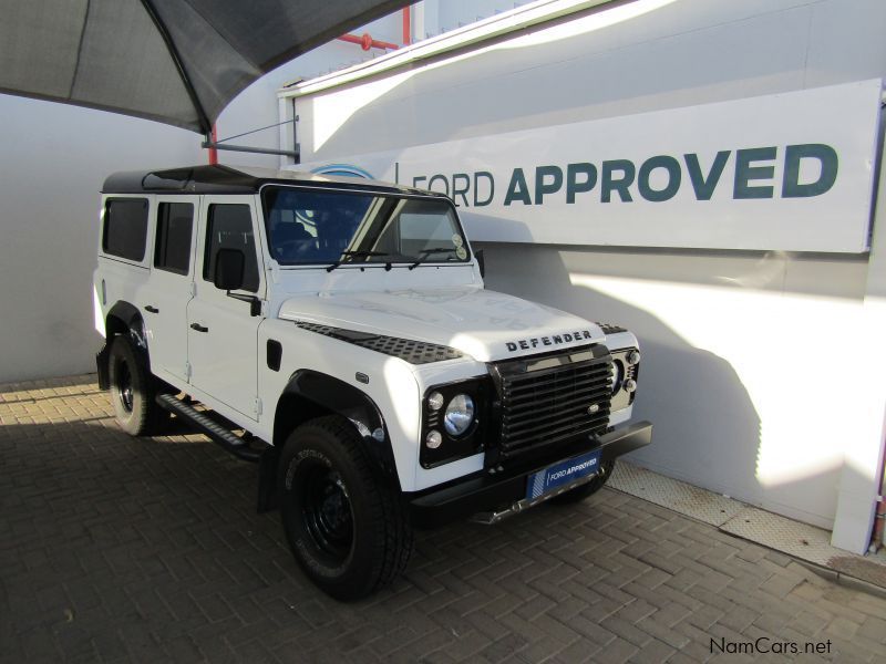 Land Rover Defender Puma 110 in Namibia