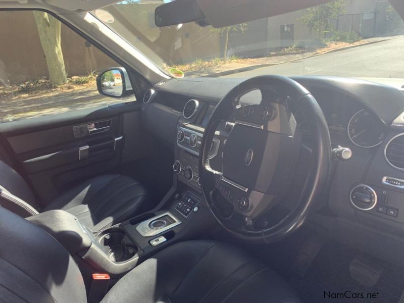 Land Rover Discovery 4 3.0 V6 S/C in Namibia