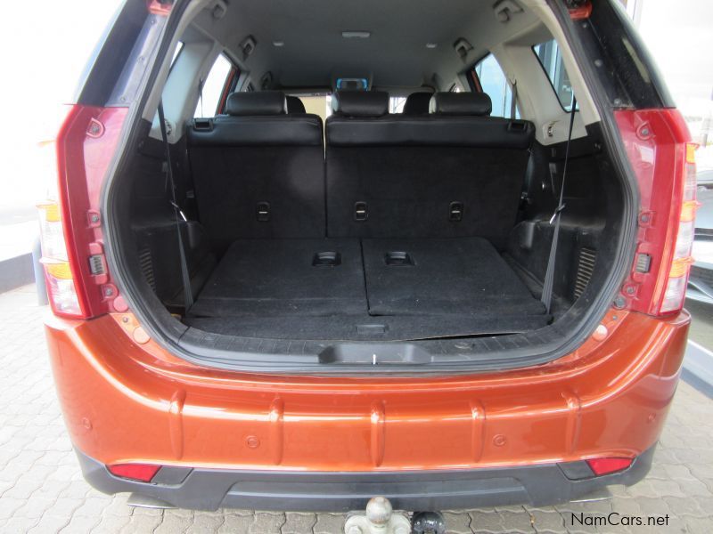 Mahindra XUV 500 W8 2,2L Mhawk 7 Seat 2X4 Man Diesel in Namibia