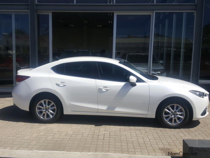 Mazda 3 SEDAN 1.6 DYNAMIC in Namibia