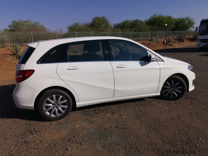 Mercedes-Benz B200 in Namibia