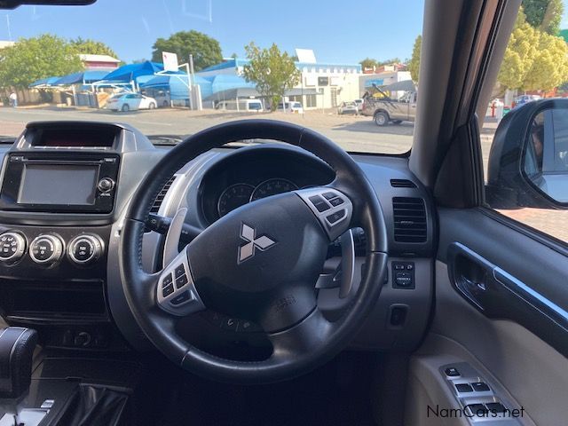 Mitsubishi Pajero 2.5D  4x4 A/T in Namibia