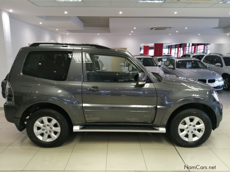 Mitsubishi Pajero 3.2 DID GLS A/T 4x4 2Dr in Namibia