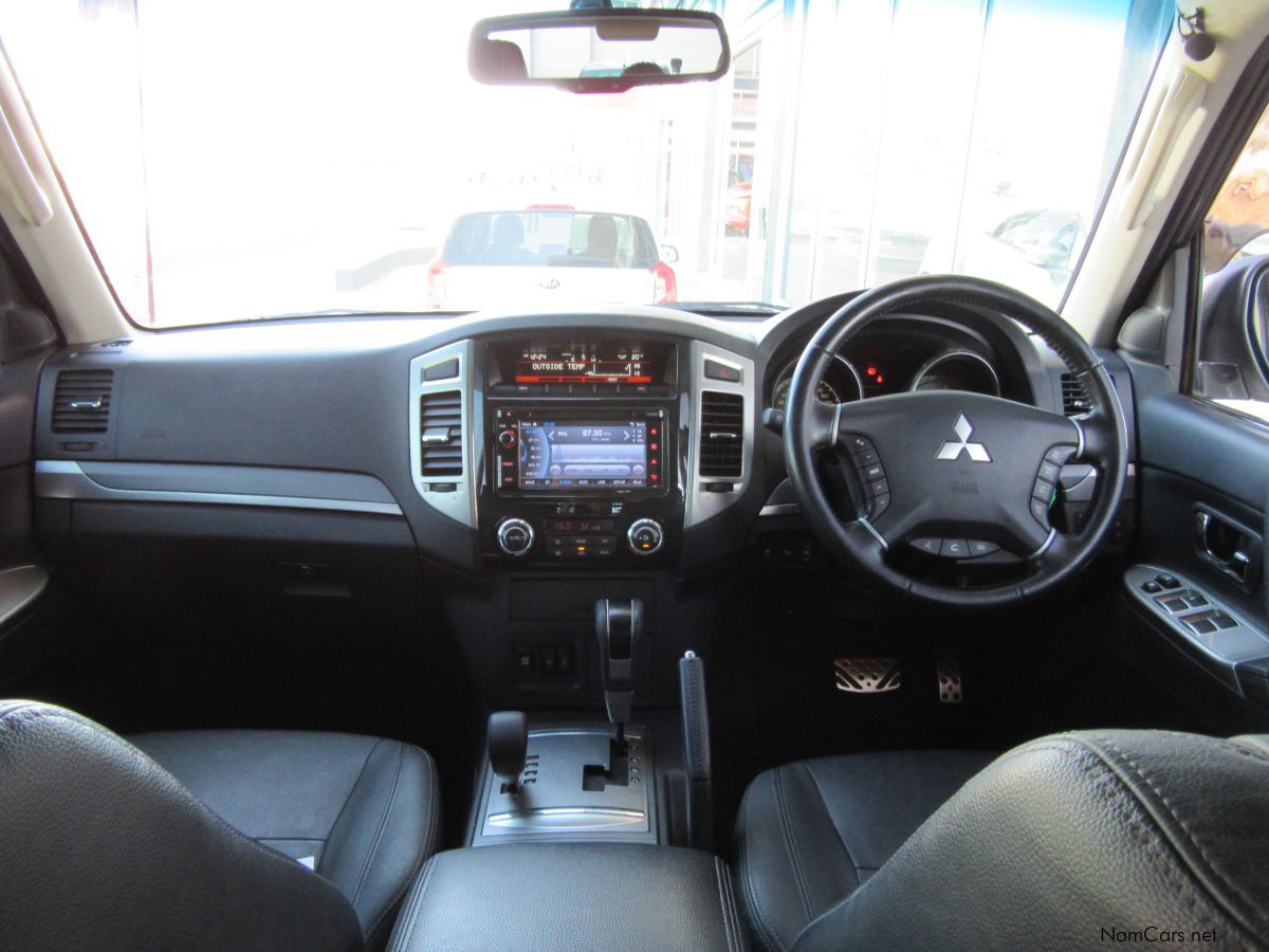 Mitsubishi Pajero 3.2 Di-Dc GLS A/T in Namibia