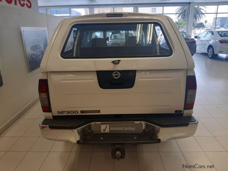 Nissan HARDBODY NP300 2.5 D 4X4 MT in Namibia