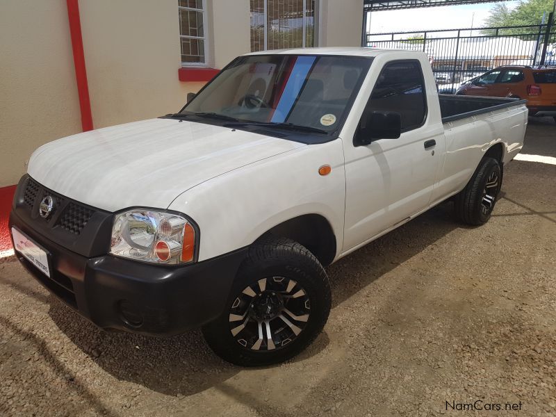 Nissan NP 300 2.0 Single Cab LWB in Namibia