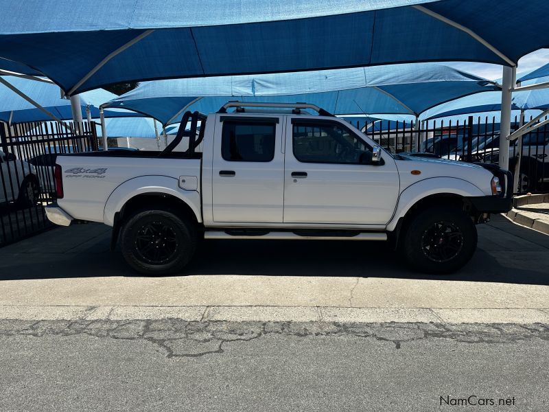 Nissan NP 300 2.5 TDi Man in Namibia