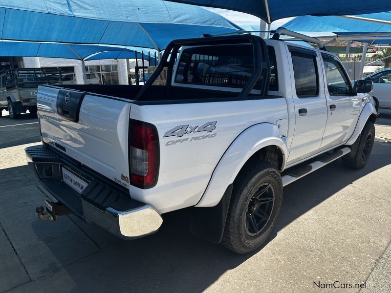 Nissan NP 300 2.5 TDi Man in Namibia